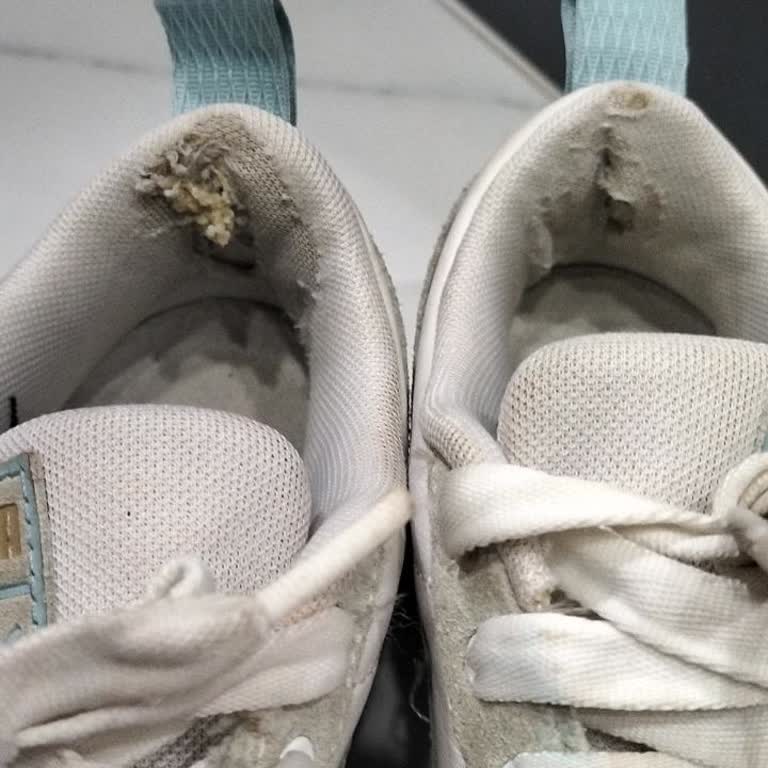 Puma Ayakkabım 2 Ayda Soyuldu Mağaza Çözüm Sunmadı