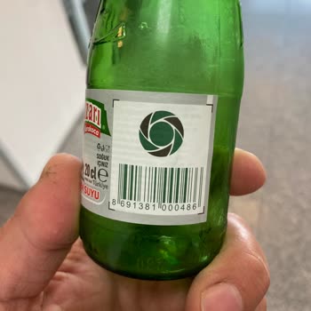 Beypazarı Maden Suyu Şişesinin Kenarı Kırık