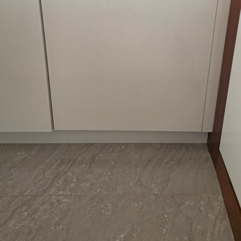 Teka DW605 S Bulaşık Makinesinde Sepetlerde Yaygın Paslanma Ve Parçalanma Sorunu