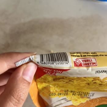 Aldığım Noodle İçinden Kurt Çıktı: İnsan Sağlığı Tehlikede