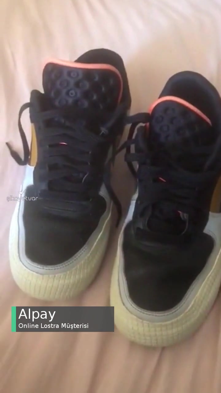 Online Lostra Sanat Eseri Yollamış Adeta! videonun kapak resmi