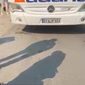 As Adana Seyahat Bozuk Otobüs