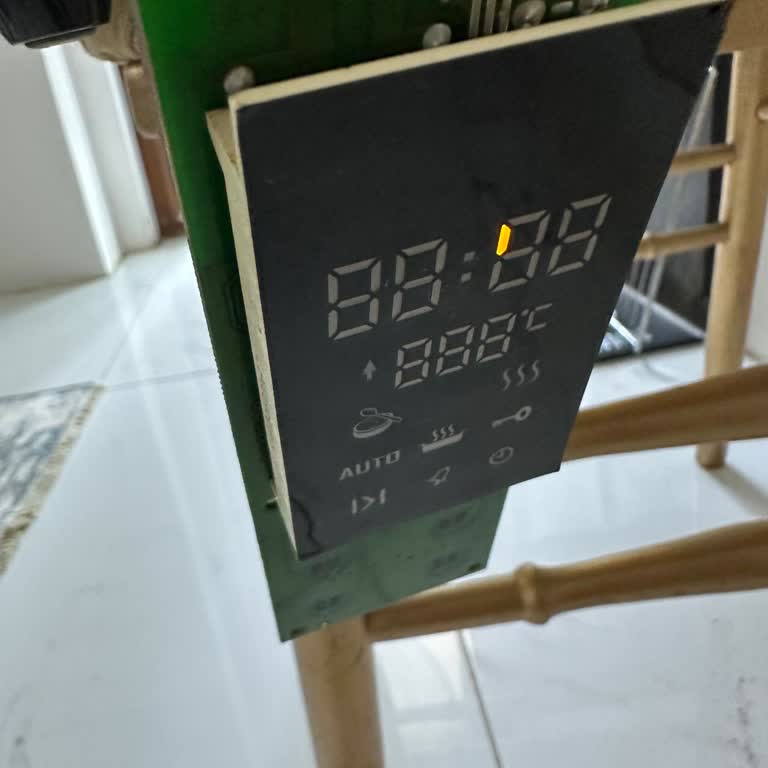 Simfer M4257 Fırın Ekran Göstergesi Arızası Ve Parça Temini Sorunu