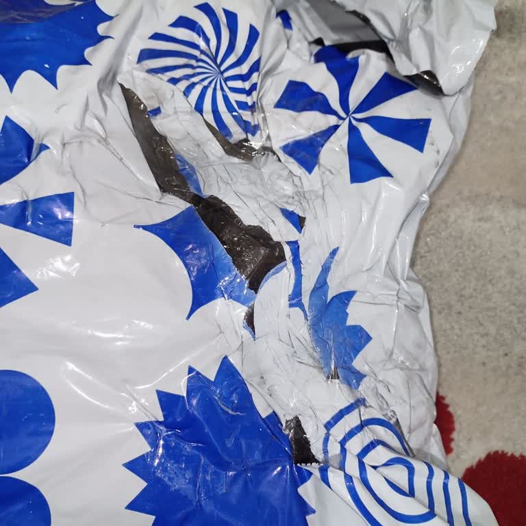 Eksik Ve Hasarlı Ürün, İlgisiz Müşteri Hizmetleriyle Mağduriyet