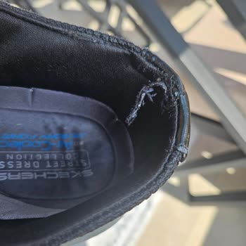 Garanti Kapsamında Red: Skechers Ayakkabıda Erken Yırtılma Ve İlgisiz Müşteri Hizmetleri