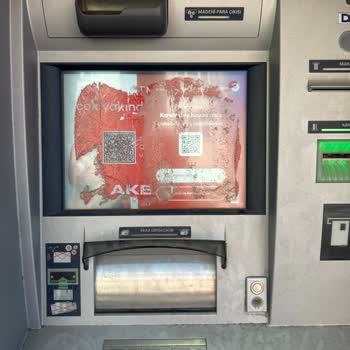 Kartımı Yutan Ve Hizmet Vermeyen ATM İle Yaşadığım Sorunlar