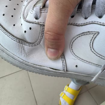 Garanti Süresi Devam Eden Ayakkabıya Olumsuz İnceleme Yanıtı