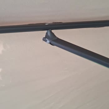 Koçtaş'tan Aldığım Şemsiye İlk Kullanımda Kırıldı, Değişim Yapılmadı