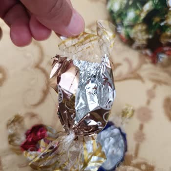 Çikolatanın İçinden Çıkan Saç Hijyen Ve Güven Sorununa Yol Açtı