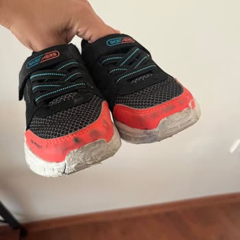 Kısa Sürede Parçalanan Ayakkabı Ve Yetersiz İnceleme Sonucu