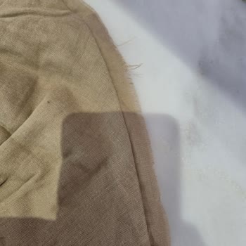 Aldığım Ürün Fotoğraftakinden Tamamen Farklı Ve İade Süreci Çok Yavaş İlerliyor