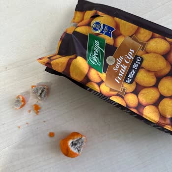 A101'den Aldığım Soslu Cipsin İçinden Anormal Ve Garip Bir Madde Çıktı!