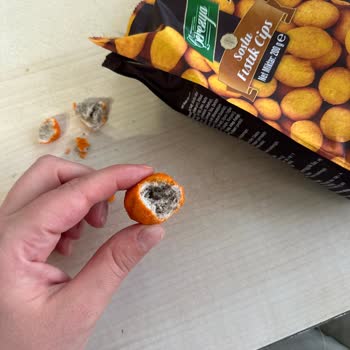 A101'den Aldığım Soslu Cipsin İçinden Anormal Ve Garip Bir Madde Çıktı!