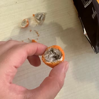 A101'den Aldığım Soslu Cipsin İçinden Anormal Ve Garip Bir Madde Çıktı!