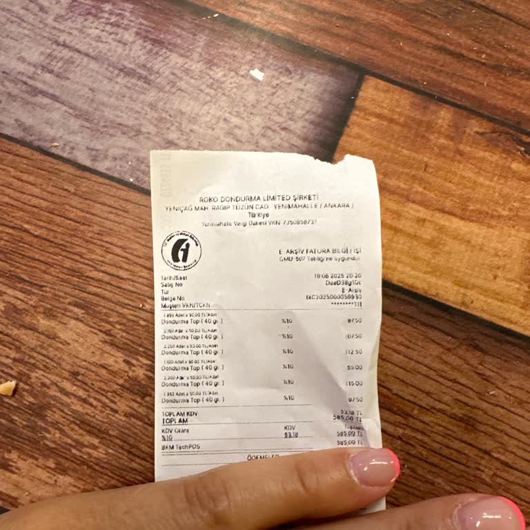 Dondurma Siparişinde Fazla Ücret Alınması Ve İlgisiz Yaklaşım
