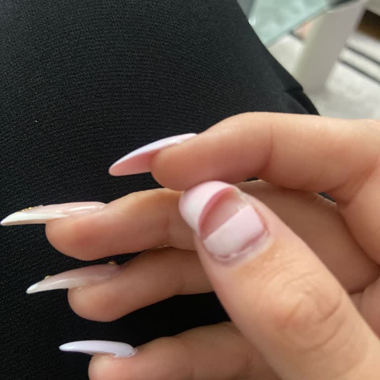Yapılan Tırnakların Kısa Sürede Kırılması Ve Memnuniyetsizlik