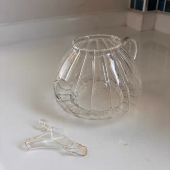 Hepsiburada Ve Karaca Arasında Kalan Hediye Çaydanlık Değişim Sürecinde Mağduriyet