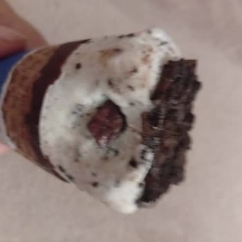 Algida Oreo'lu Kornetin İçinden Çıkan Kağıt Parçası Güvenimi Sarstı