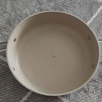 Korkmaz  2 Yılda Soyulan Ve Kabaran Korkmaz Tencere Seti Mağduriyeti