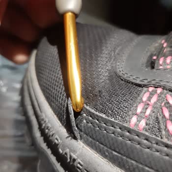 Skechers Ayakkabının Dikişleri Garanti Süresinde Söküldü, Kullanıcı Hatası Olarak Değerlendirildi