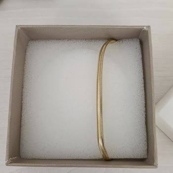 Ek