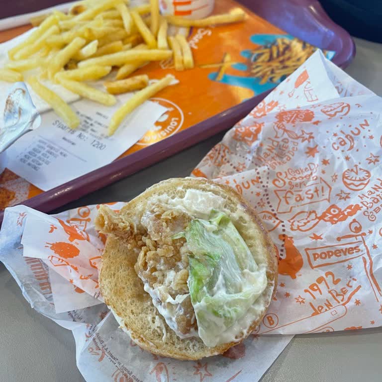Popeyes Görseldeki Menü İle Gelen Ürün Arasındaki Fark Hayal Kırıklığı Yarattı