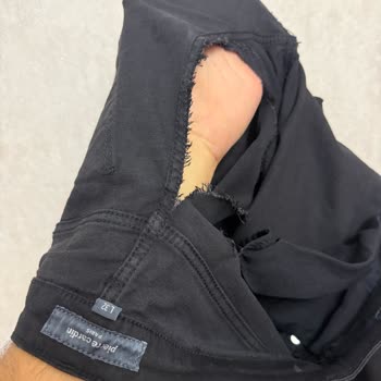 Pierre Cardin Pantolon İlk Kullanımda Yırtıldı, Kumaş Boya Kusuyor