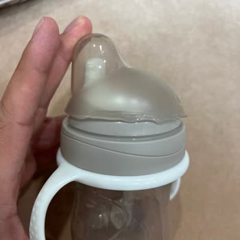 Chicco Suluk Kaynar Suda Eriyor, Mağazadan Çözüm Alamadık