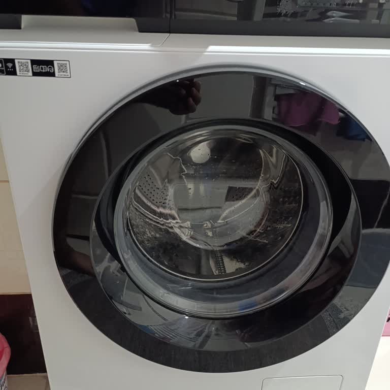 Çamaşır Makinesi Temizlik Ve Performans Sorunu: Lekeler Çıkmıyor, Kıyafetler Yıpranıyor