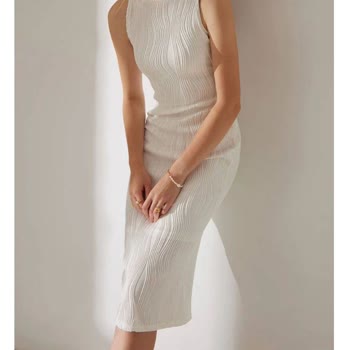 Sipariş Ettiğim Elbise Yerine Farklı Ve Kalitesiz Ürün Gönderdiler İletişim Yok