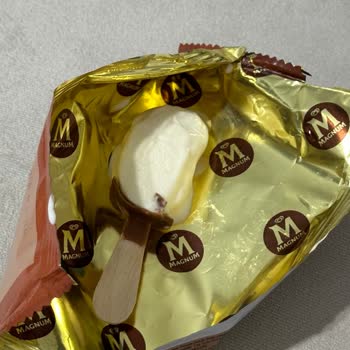 Magnum Mini Dondurma Hayal Kırıklığı: Pütürlü Ve Bozuk Ürün