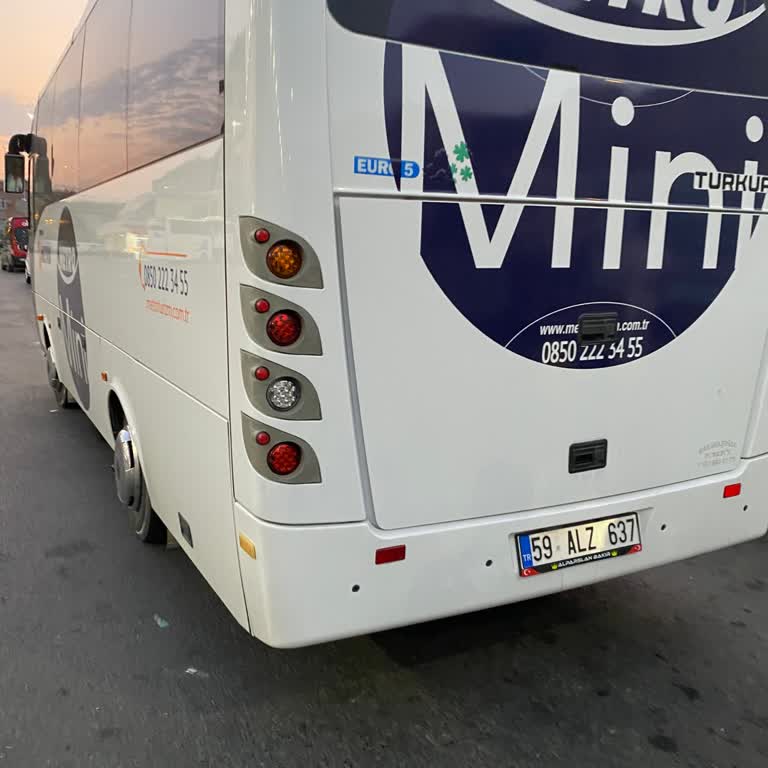 Otobüs Samandıra Yerine Esenler'de İndirdi, İlgisiz Ve Kaba Personel Mağdur Etti