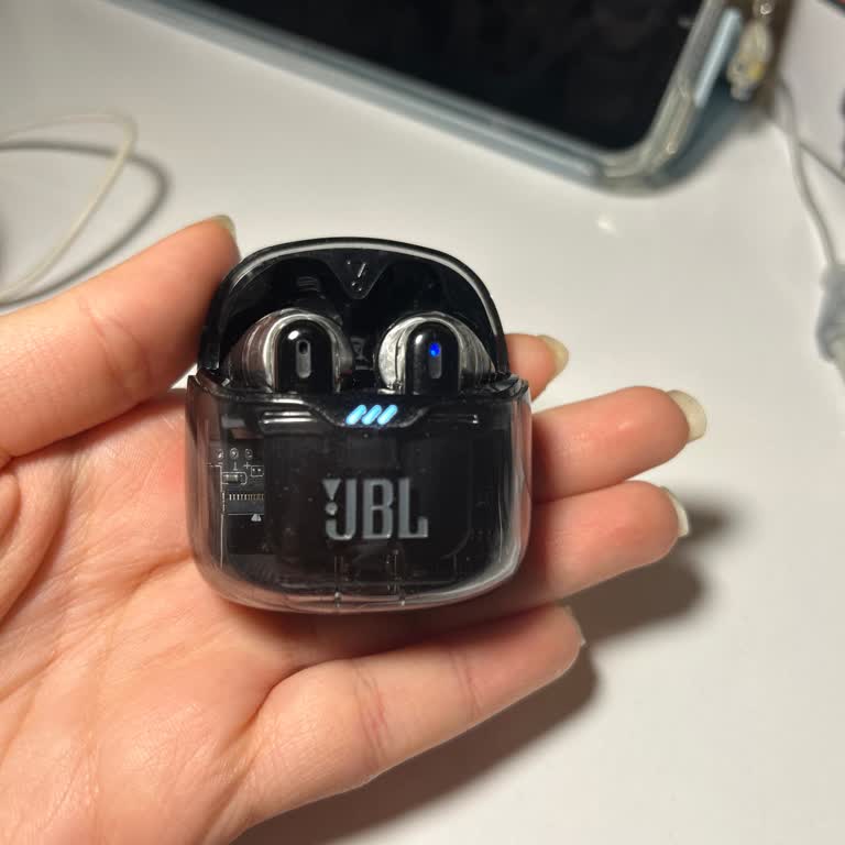 Aynı Sorunu Tekrar Yaşıyorum, Kulaklığın Sol Tarafı Yine Bozuldu!