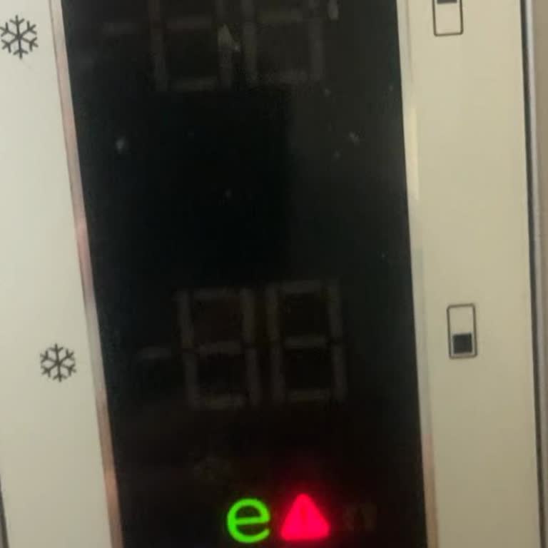 Arçelik Buzdolabım 3 Yıldır Yazın Sürekli Arıza Veriyor, Sorun Kalıcı Çözülmüyor