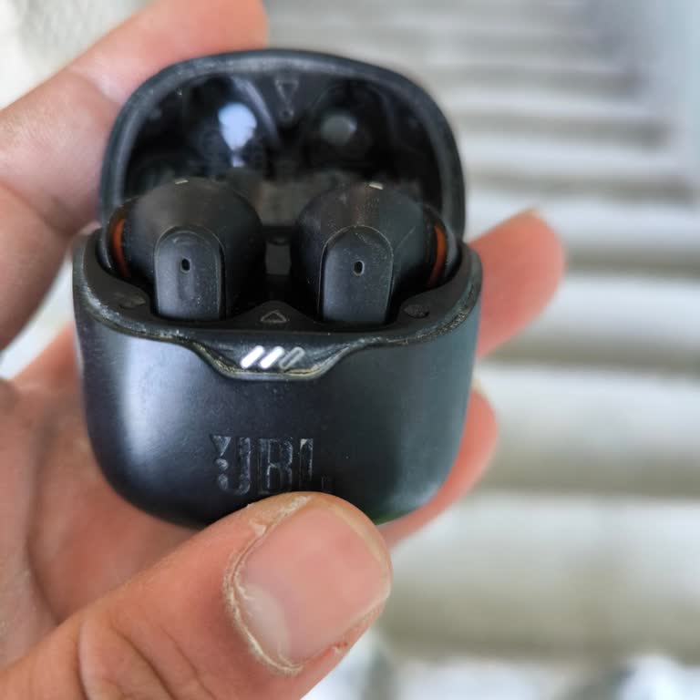 JBL Tune Flex Kulaklıkta Sürekli Ses Gecikmesi Sorunu