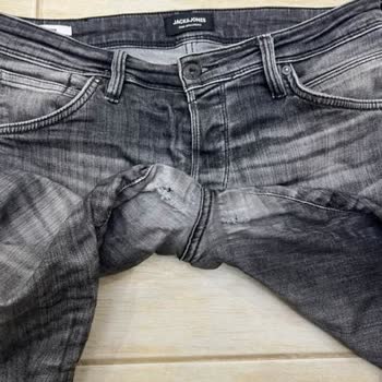 Az Kullanılan Pantolonun Hızla Yıpranmasına Şaşkınlık Ve Mağduriyet