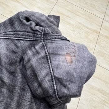 Az Kullanılan Pantolonun Hızla Yıpranmasına Şaşkınlık Ve Mağduriyet