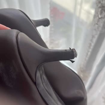 Aldığım Botların Kısa Sürede Aşınması Ve İlgisiz Müşteri Hizmeti