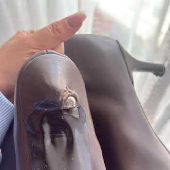 Aldığım Botların Kısa Sürede Aşınması Ve İlgisiz Müşteri Hizmeti