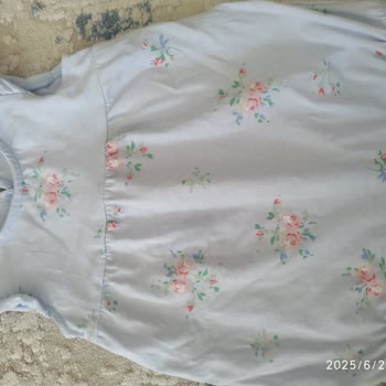 Bebek Kıyafetinde Güvenlik Sorunu: Çıtçıt Parçası Yerinden Çıktı, Toplatma Talebi