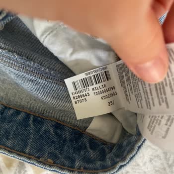 Aldığım Şort Kısa Sürede Bollaştı, İade Etmek İstiyorum