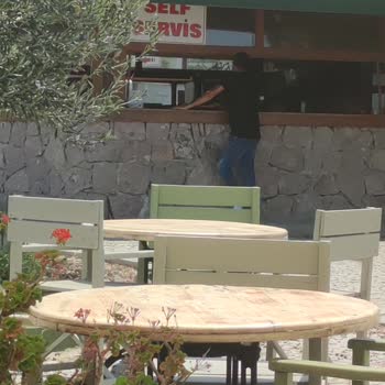 Çalışanların Tavrı Ve Yüksek Fiyatlar Ziyaretimizi Olumsuz Etkiledi