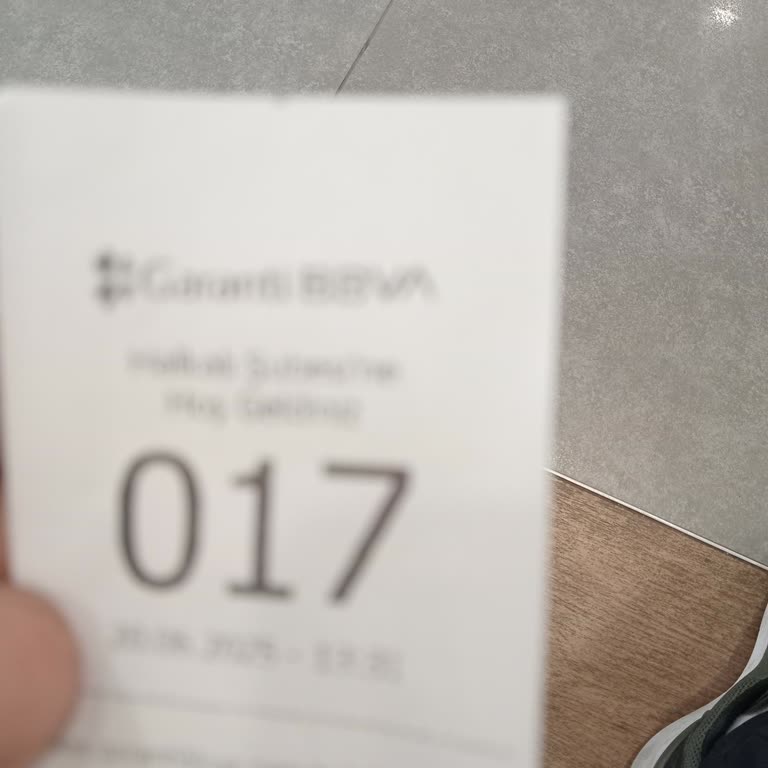 Halkalı Şubesinde Sıra Önceliği Mağduriyeti