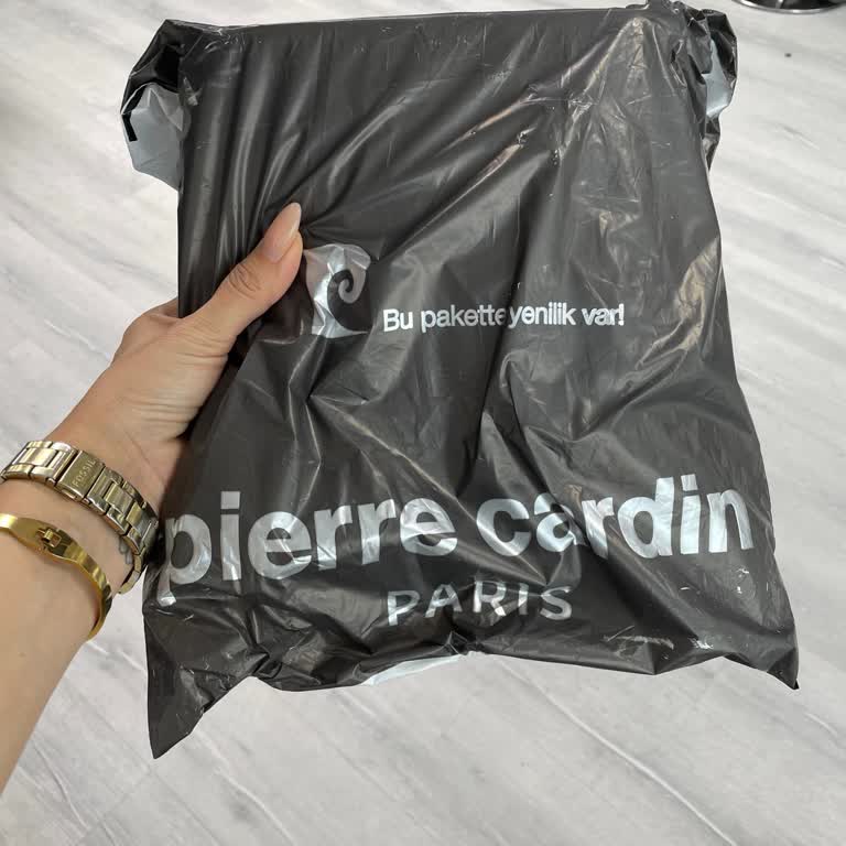 Hediye Paketi İstediğim Çanta Şeffaf Poşette Geldi!