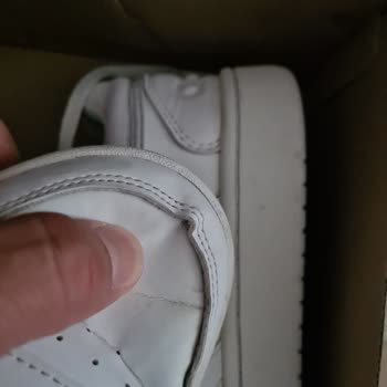 Intersport Kısa Sürede Açılan Ayakkabı İçin Sorumluluk Alınmadı!