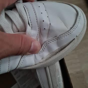 Intersport Kısa Sürede Açılan Ayakkabı İçin Sorumluluk Alınmadı!