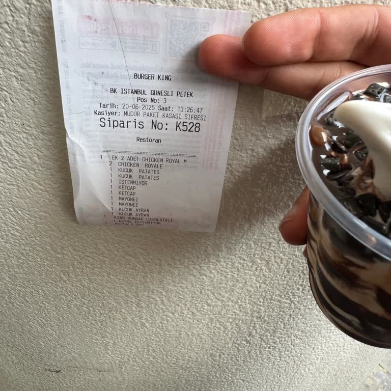 Burger King Petek AVM'de Eksik Ürün Ve Yetersiz Hizmet Deneyimi