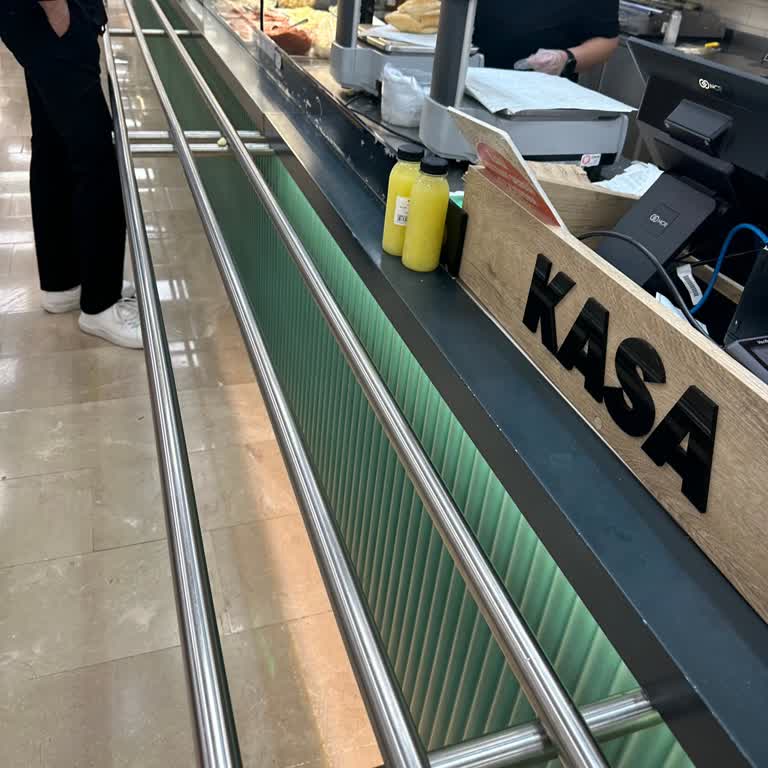 Cevahir Migros'ta Kasada Yaşanan Karmaşa Ve Çözümsüzlük Mağdur Etti