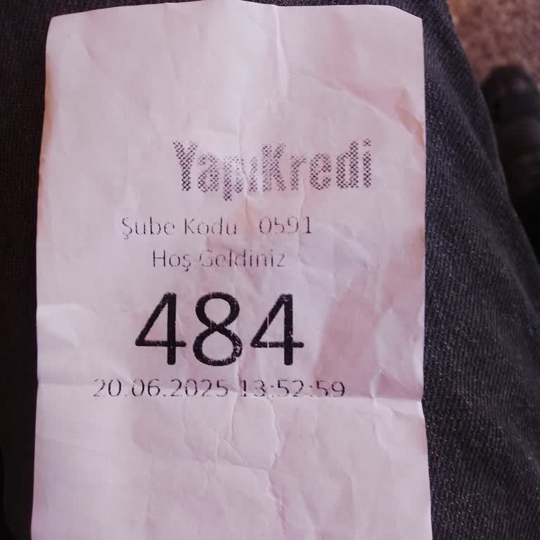 Yetersiz Personel Nedeniyle Uzun Süre Hizmet Beklemek Zorunda Kaldım