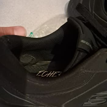 Skechers Ayakkabıda Hızlı Deformasyon Ve Test Sonucuna Güvensizlik